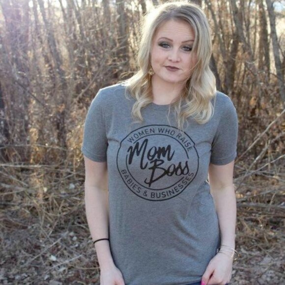 NWT Mom Boss Graphic Tee Grey Short Sleeve Shirt Black Letters Bella Canvas XL - Picture 1 of 4